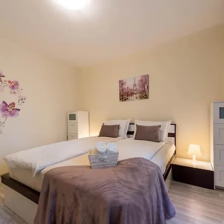 Apartment Belleville Varna